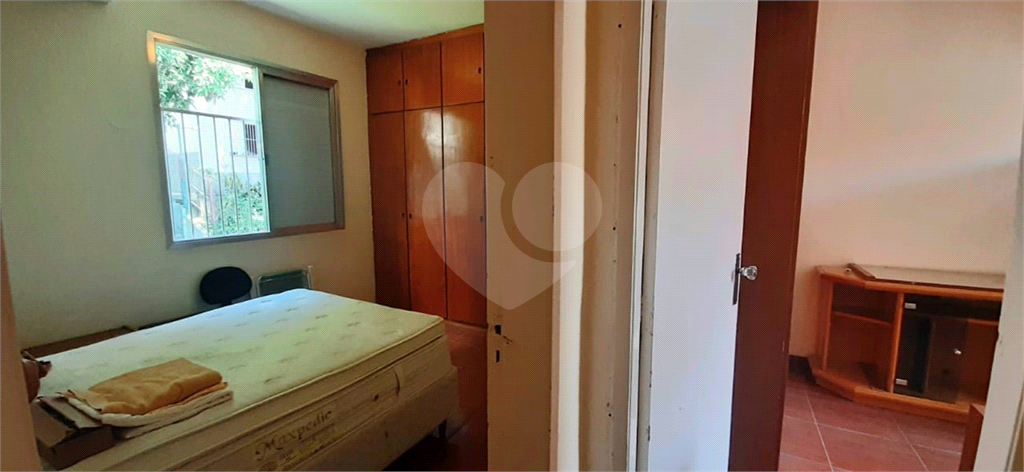 Apartamento à venda com 2 quartos, 64m² - Foto 18