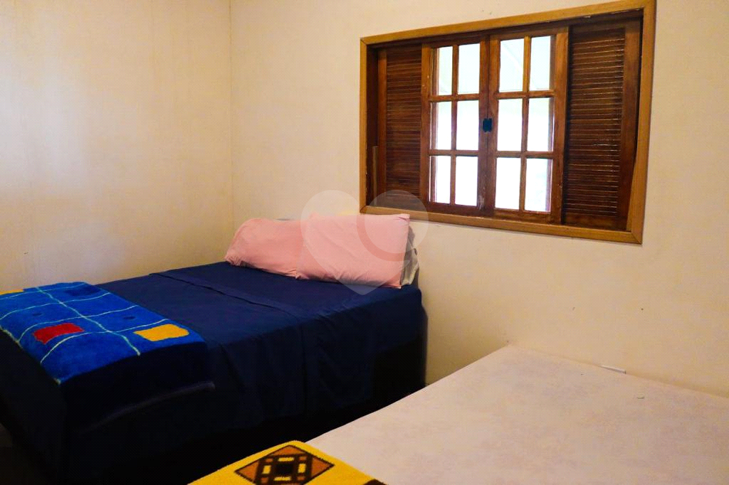 Casa de Condomínio à venda com 3 quartos, 203m² - Foto 12