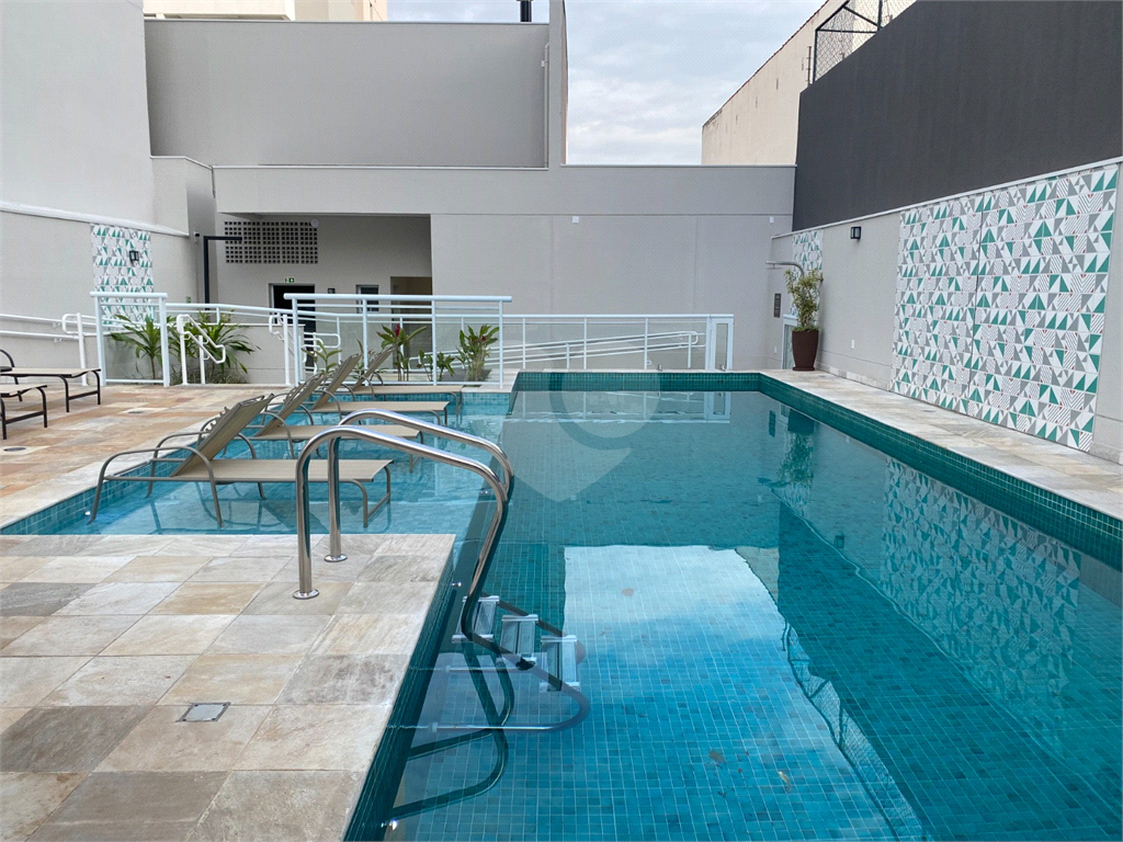 APARTAMENTO em TATUAPÉ