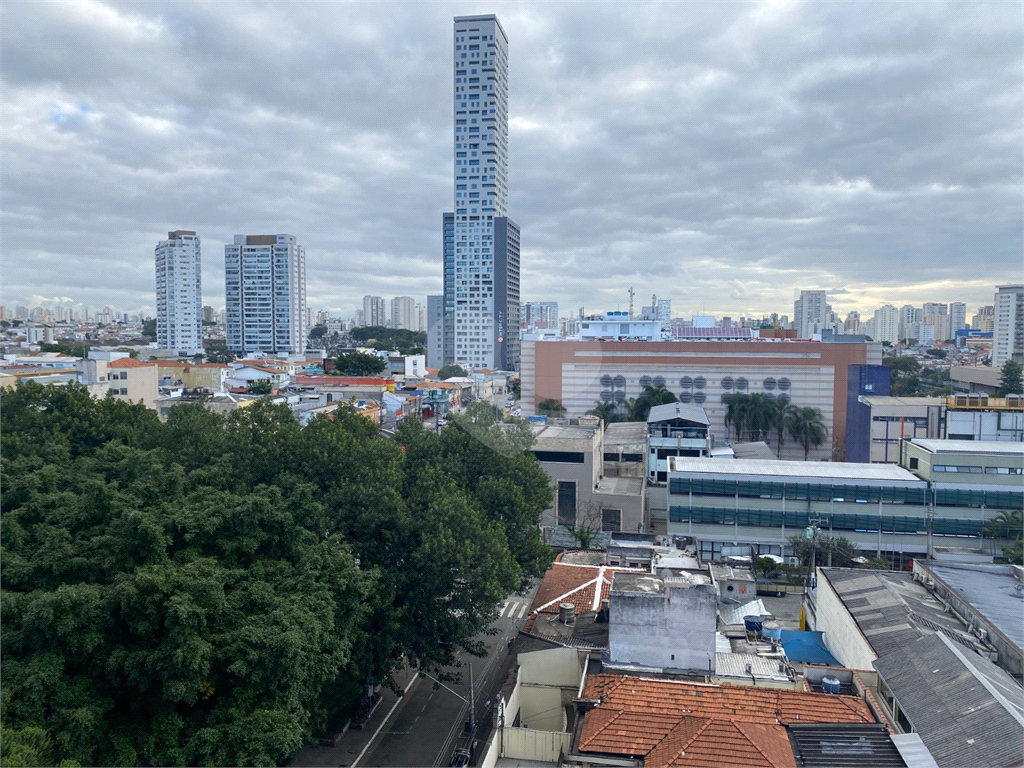 APARTAMENTO em TATUAPÉ