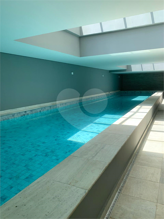 APARTAMENTO em SANTANA