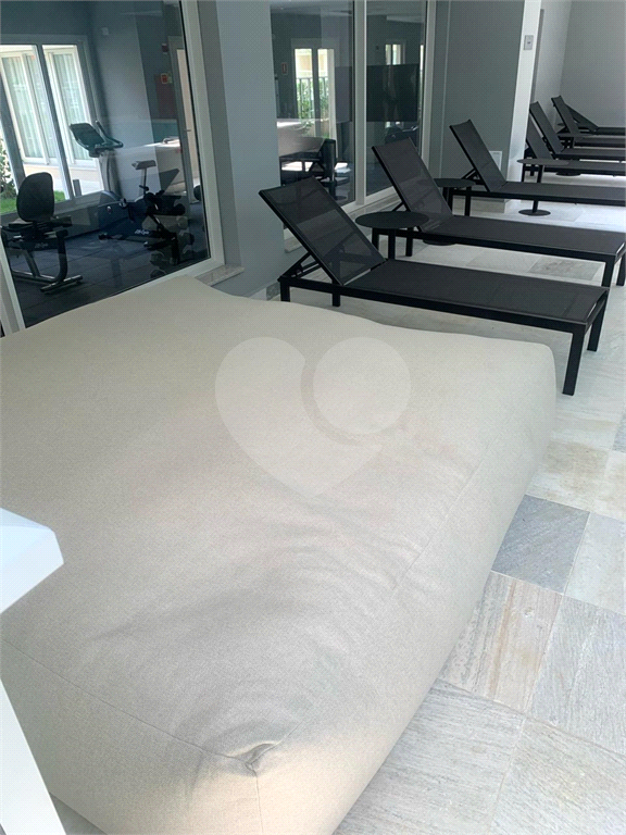 APARTAMENTO em SANTANA