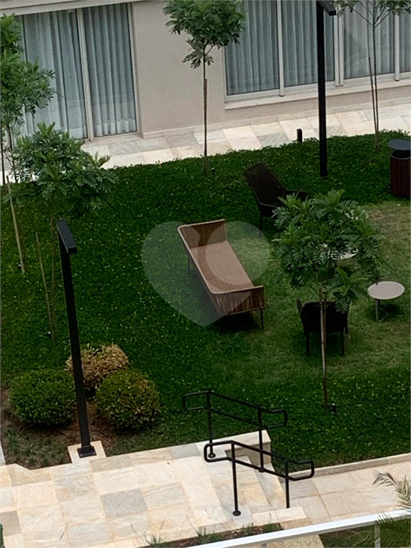 APARTAMENTO em SANTANA