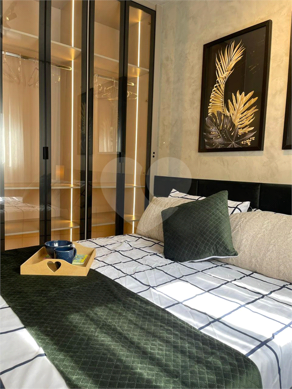 APARTAMENTO em SANTANA