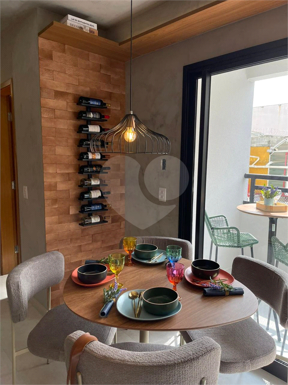 APARTAMENTO em SANTANA