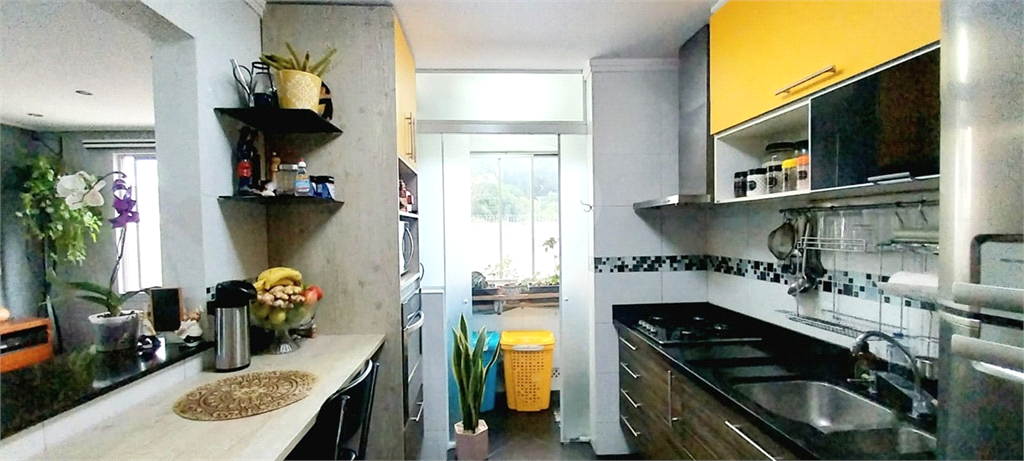 APARTAMENTO em LAUZANE PAULISTA