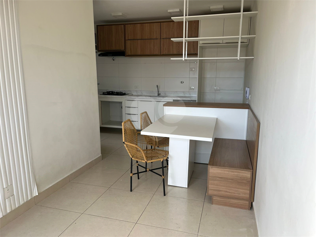 APARTAMENTO em VILA GUILHERME