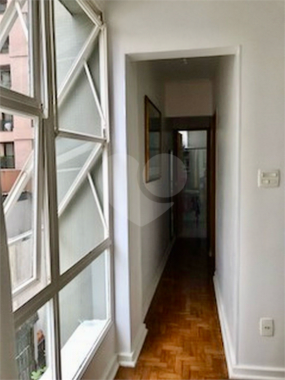 APARTAMENTO em JARDIM PAULISTA