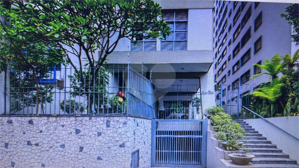 APARTAMENTO em JARDIM PAULISTA