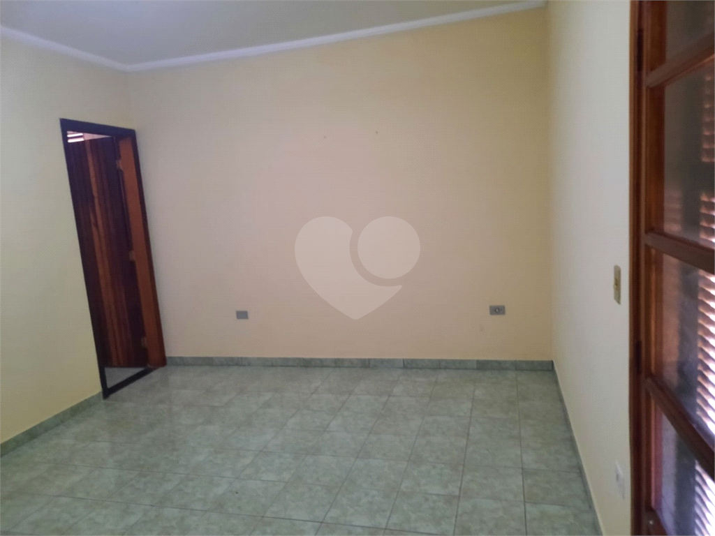 Sobrado à venda com 3 quartos, 225m² - Foto 8