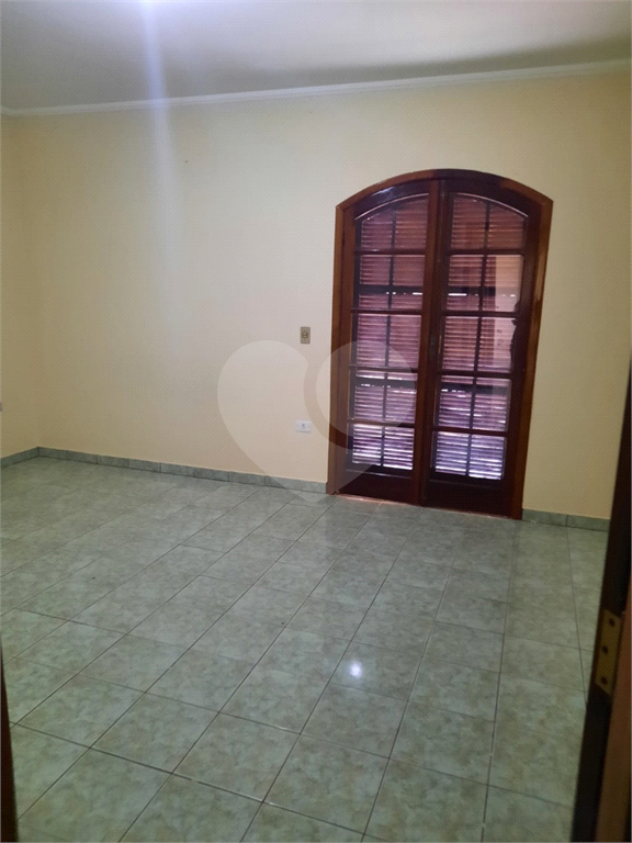 Sobrado à venda com 3 quartos, 225m² - Foto 9