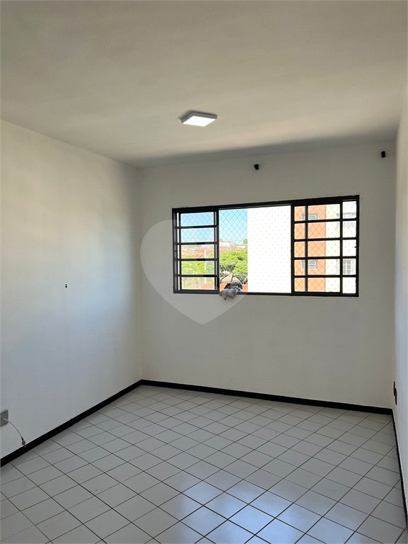 Apartamento à venda com 2 quartos, 64m² - Foto 10