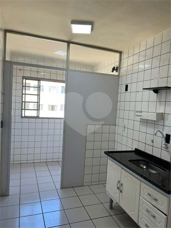 Apartamento à venda com 2 quartos, 64m² - Foto 14