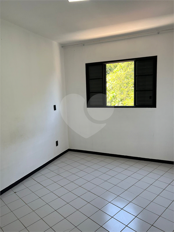 Apartamento à venda com 2 quartos, 64m² - Foto 20