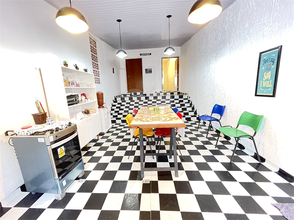 Casa à venda com 5 quartos, 209m² - Foto 17