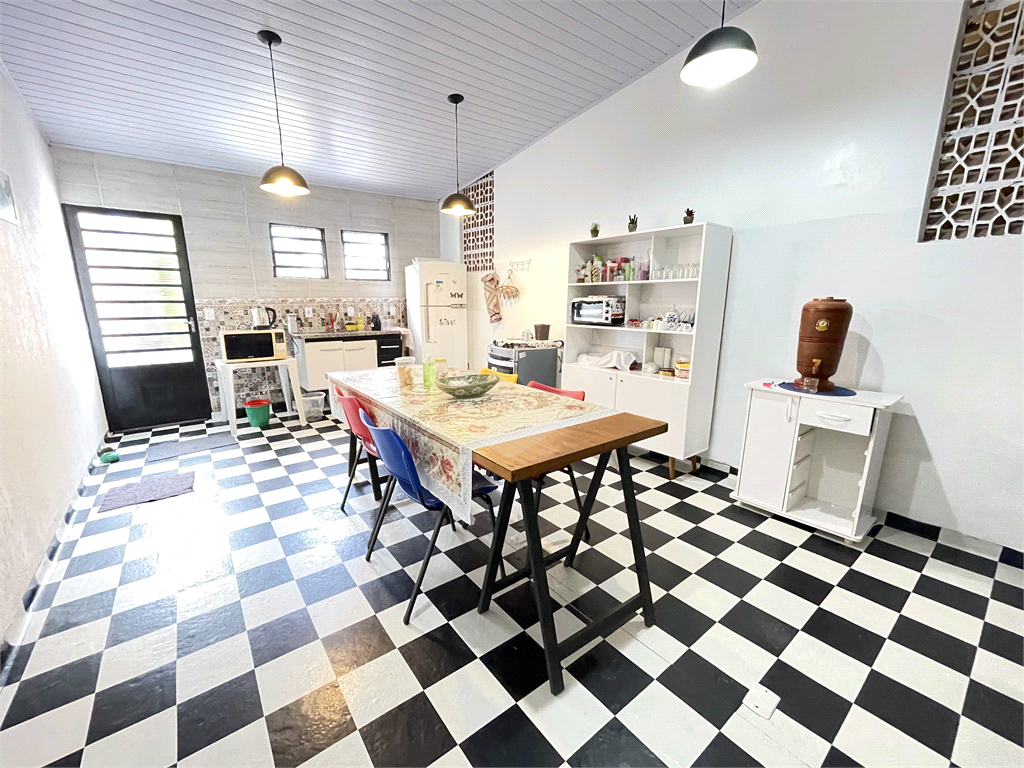 Casa à venda com 5 quartos, 209m² - Foto 16