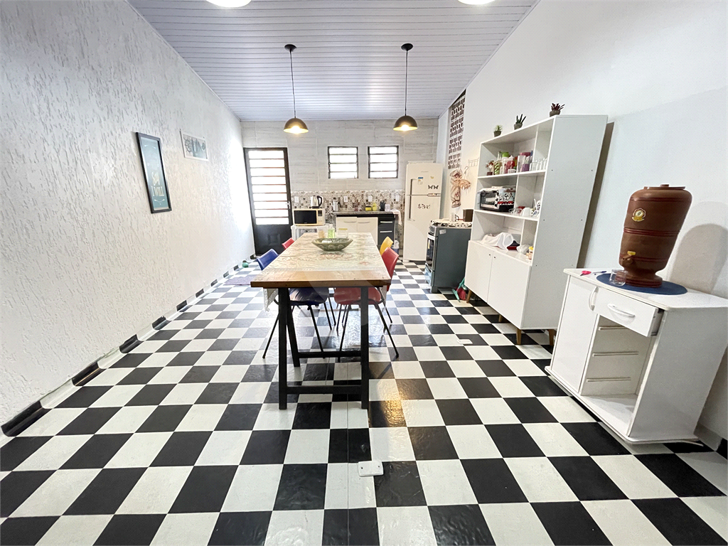 Casa à venda com 5 quartos, 209m² - Foto 15