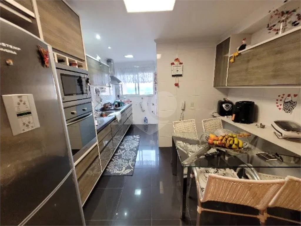 Apartamento à venda com 3 quartos, 126m² - Foto 12
