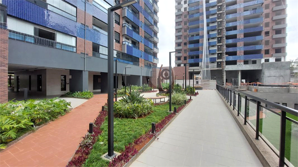 Apartamento 02 dormitórios, 01 suíte e 02 vagas - Guarulhos/SP