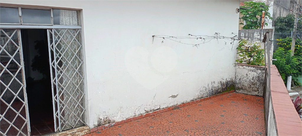 Imóvel para Investidor, Terreno com 382 m2, com 02 casas em rua tranquila