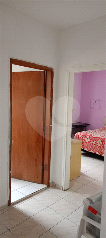 Imóvel para Investidor, Terreno com 382 m2, com 02 casas em rua tranquila