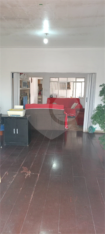 Imóvel para Investidor, Terreno com 382 m2, com 02 casas em rua tranquila