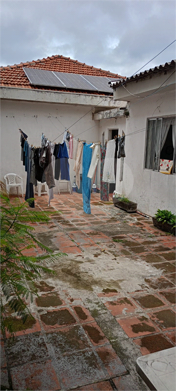 Imóvel para Investidor, Terreno com 382 m2, com 02 casas em rua tranquila