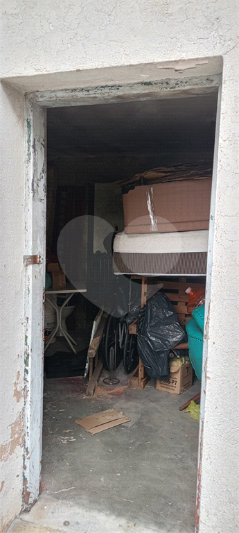 Imóvel para Investidor, Terreno com 382 m2, com 02 casas em rua tranquila
