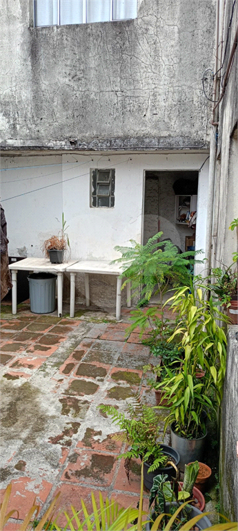 Imóvel para Investidor, Terreno com 382 m2, com 02 casas em rua tranquila
