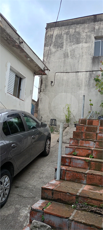 Imóvel para Investidor, Terreno com 382 m2, com 02 casas em rua tranquila