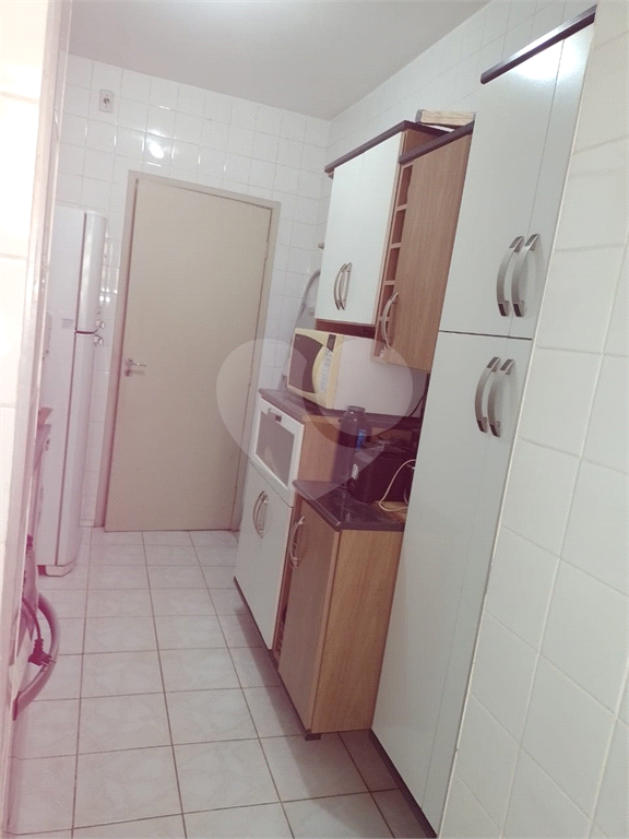 Apartamento à venda com 3 quartos, 72m² - Foto 13