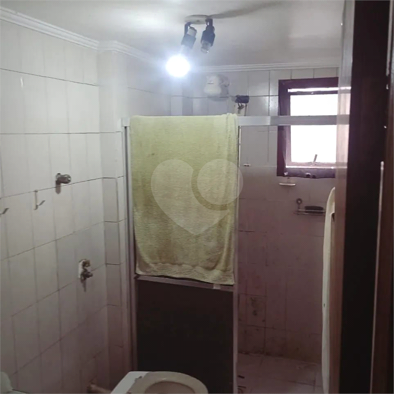 Apto na Vila Tupy com 2 quartos 1 suíte, 1 vaga, sacada, lazer, aceita proposta