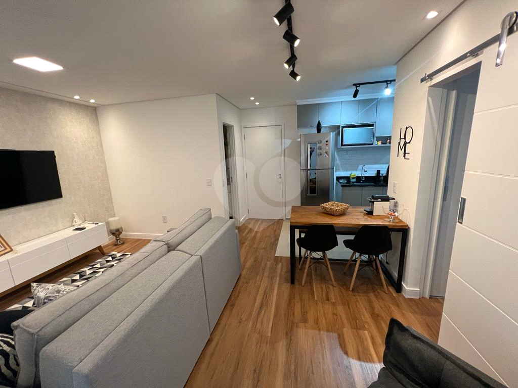 APARTAMENTO em VILA FORMOSA