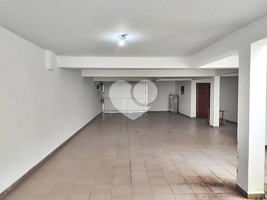 Casa à venda com 4 quartos, 315m² - Foto 2