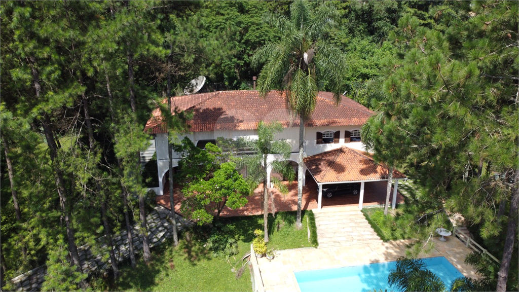 Casa de Condomínio à venda e aluguel com 4 quartos, 5229m² - Foto 1