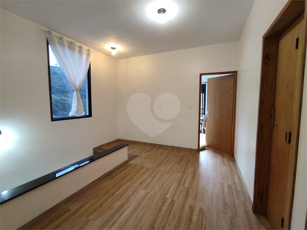 Casa à venda com 3 quartos, 150m² - Foto 21