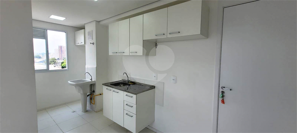 Apartamento com 02 Quartos na Rua do Shopping Internacional Guarulhos por R$ 249.000,00