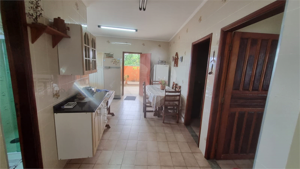 Sobrado a venda no Jardim Vila Real - Praia Grande - Porteira fechada.