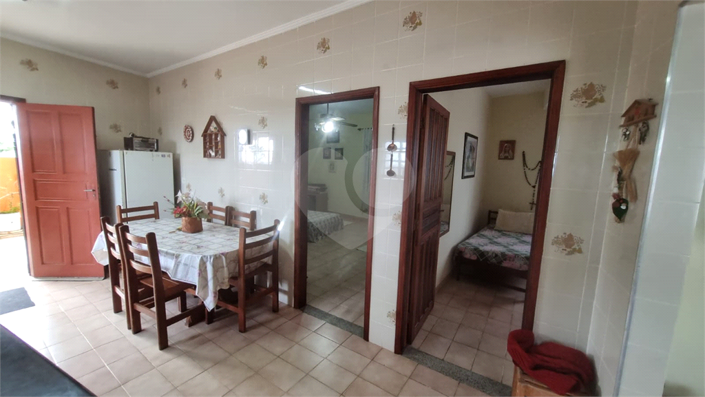 Sobrado a venda no Jardim Vila Real - Praia Grande - Porteira fechada.
