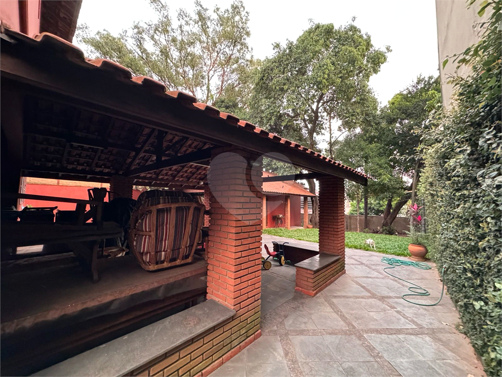 Terreno com casa