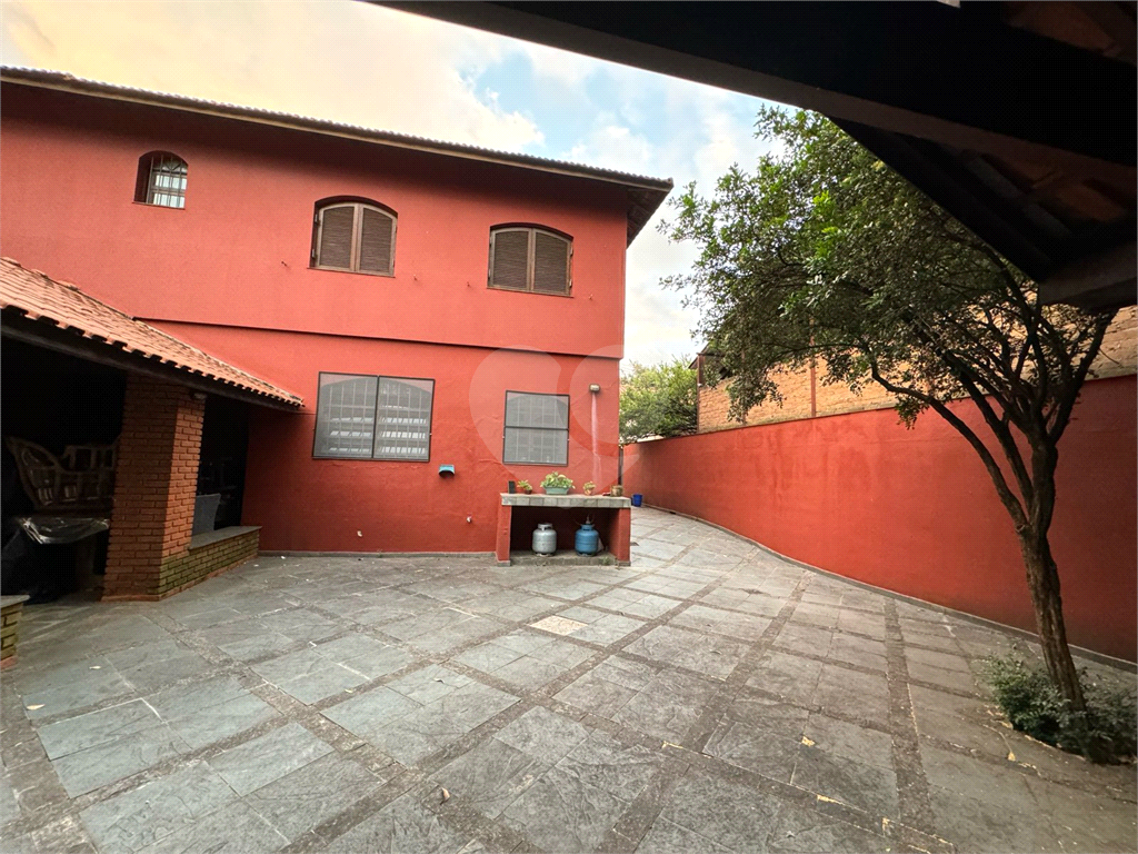 Terreno com casa