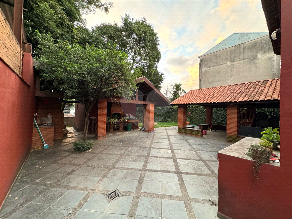 Terreno com casa