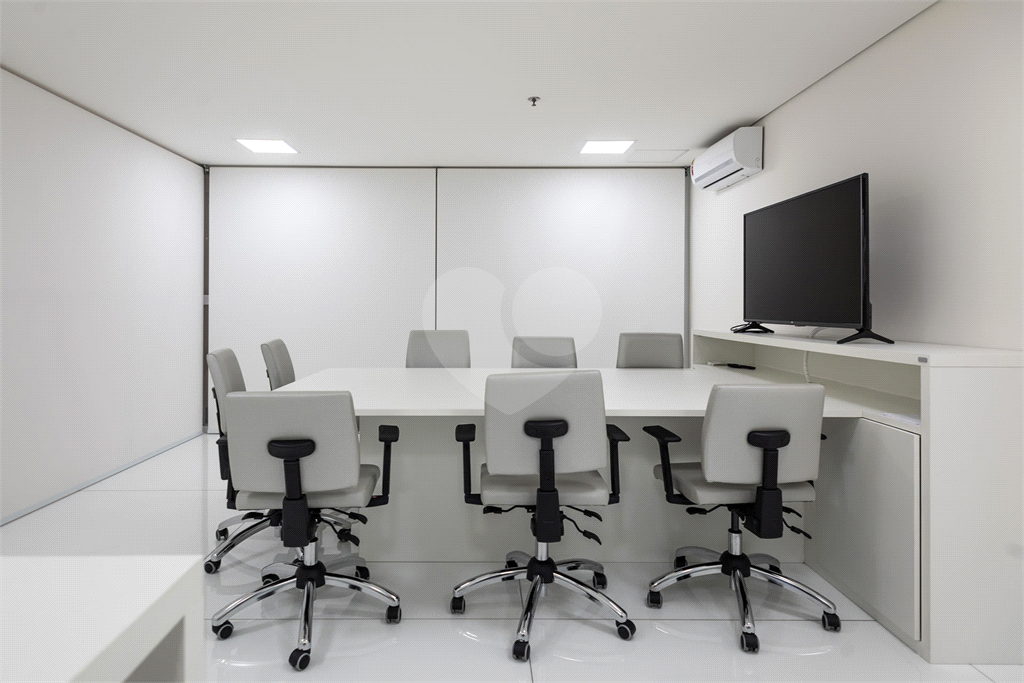 Aluguel 1 suíte com closet e 2 vagas Vila Olímpia, São Paulo