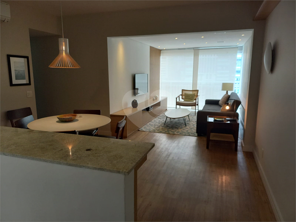 Aluguel 1 suíte com closet e 2 vagas Vila Olímpia, São Paulo