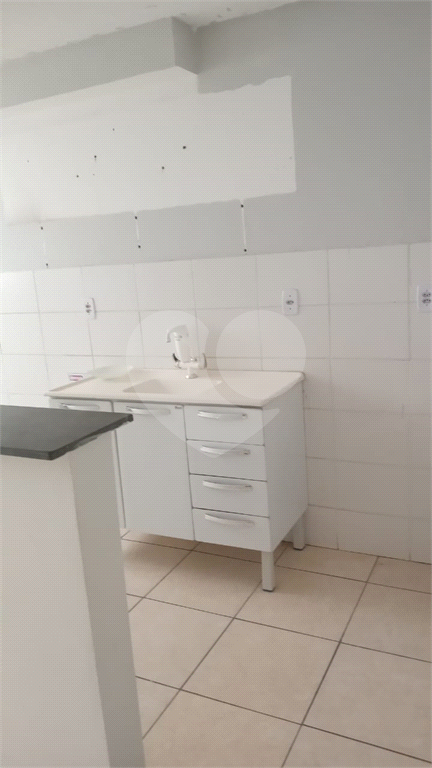 Apartamento à venda com 2 quartos, 48m² - Foto 2