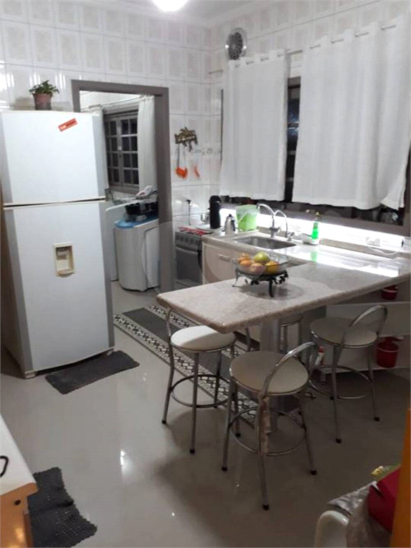 Casa de Condomínio à venda com 3 quartos, 190m² - Foto 14