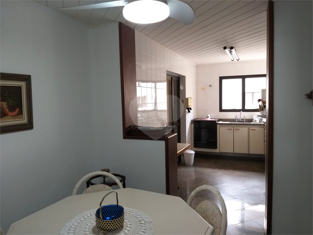 APARTAMENTO em ENSEADA