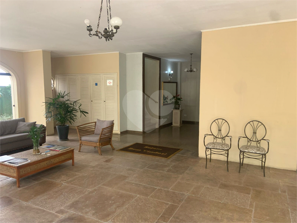 APARTAMENTO em JARDIM PAULISTA