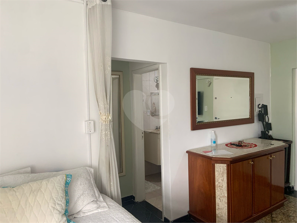 APARTAMENTO em JARDIM PAULISTA