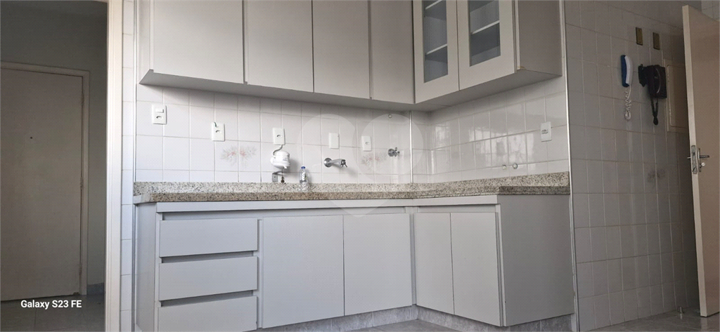 APARTAMENTO em SANTANA